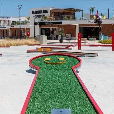 Mini golf de 12 com equipamento