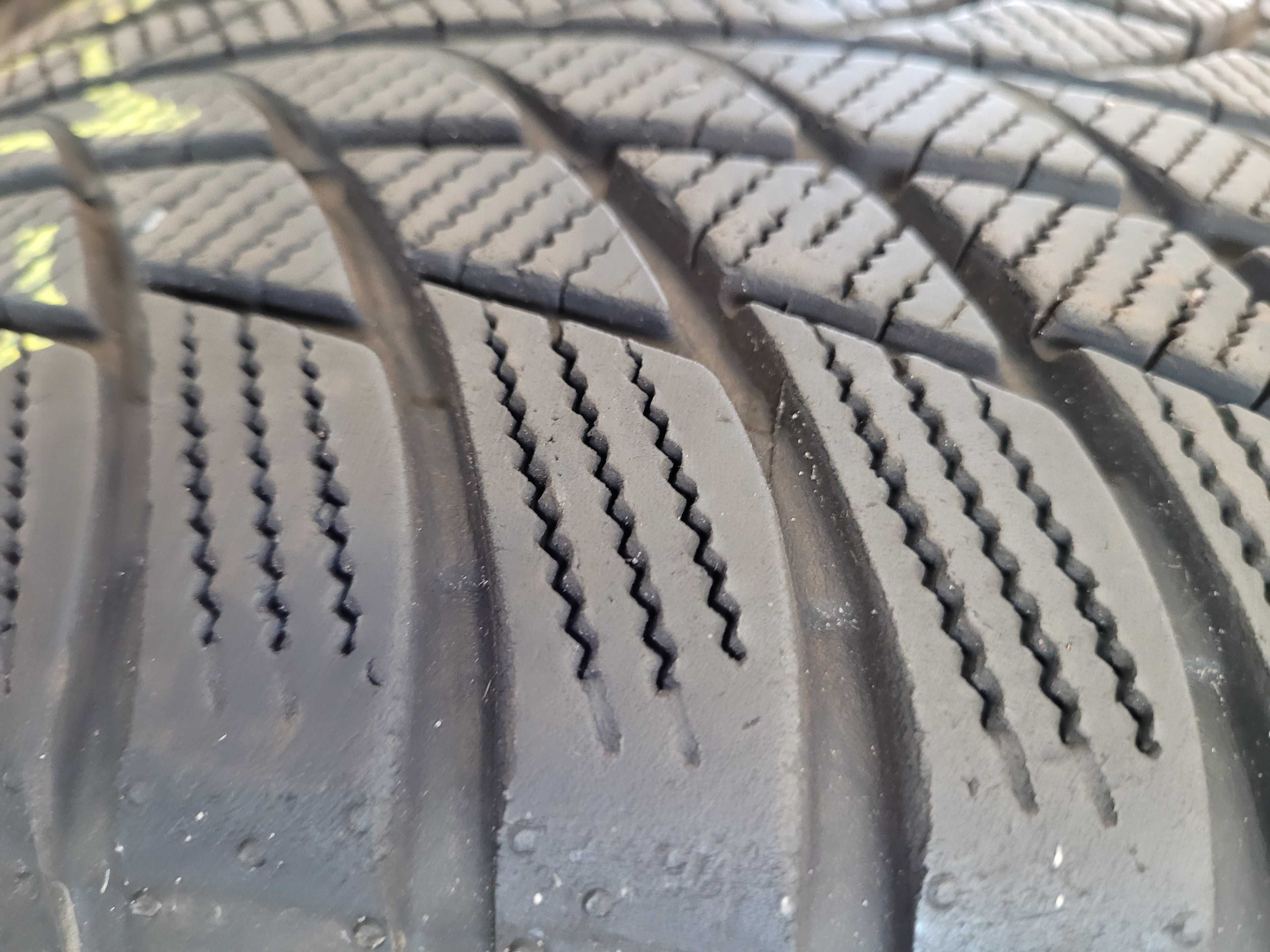 Opony 225/ 50 17 runflat Bridgestone komplet