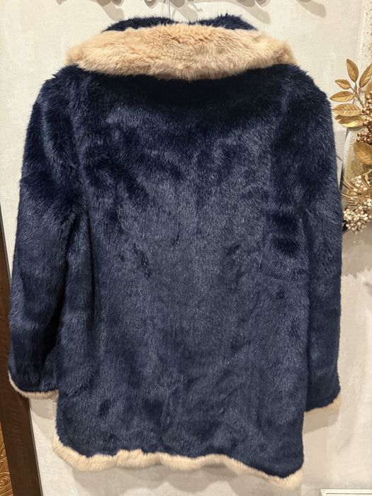 Шуба зі штучного хутра Guess, розмір s