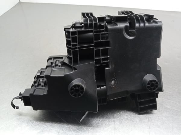 Caixa fusíveis / SAM / BSI RENAULT Kadjar (HA_, HL_)