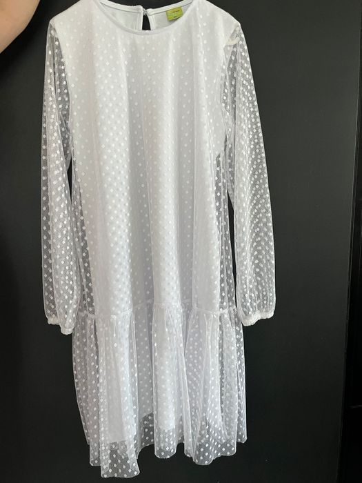 Sukienka dziewczęca  biała rozmiar 152