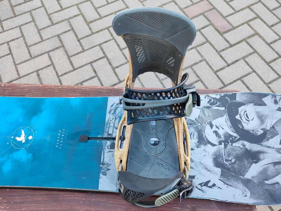 Deska snowboardowa 157 Burton Process Flying V Malavita Snowboard 157