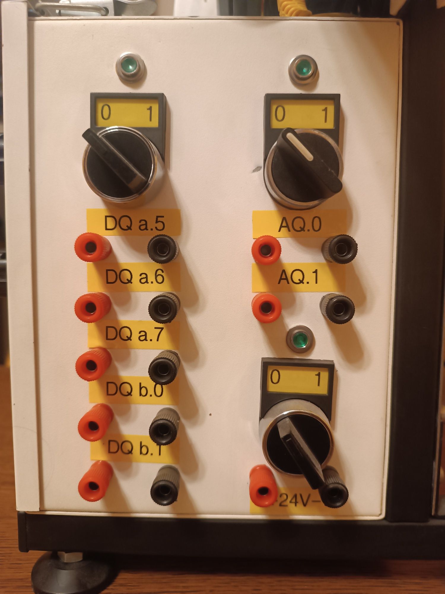 Stanowisko PLC Siemens S7-1200 LOGO8!