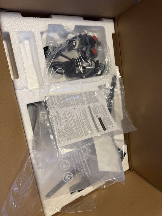 Монитор Samsung Odyssey C24RG50