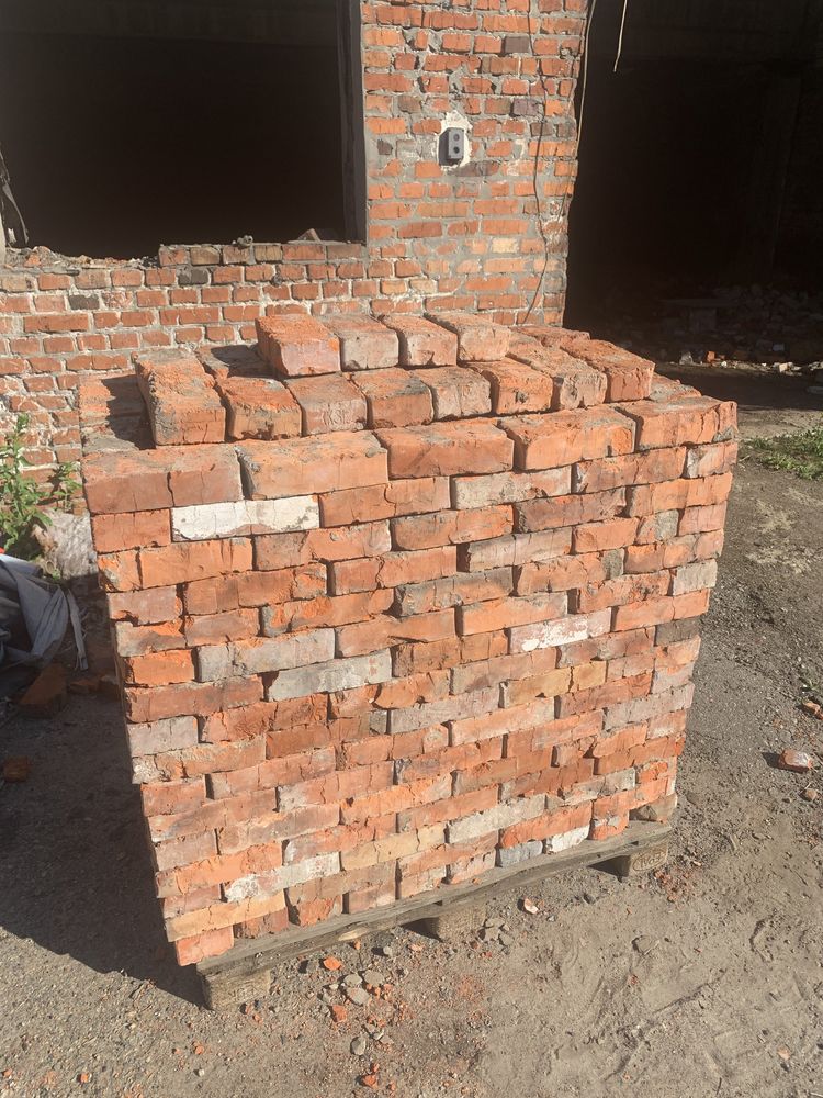 Продам красный кирпич бу
