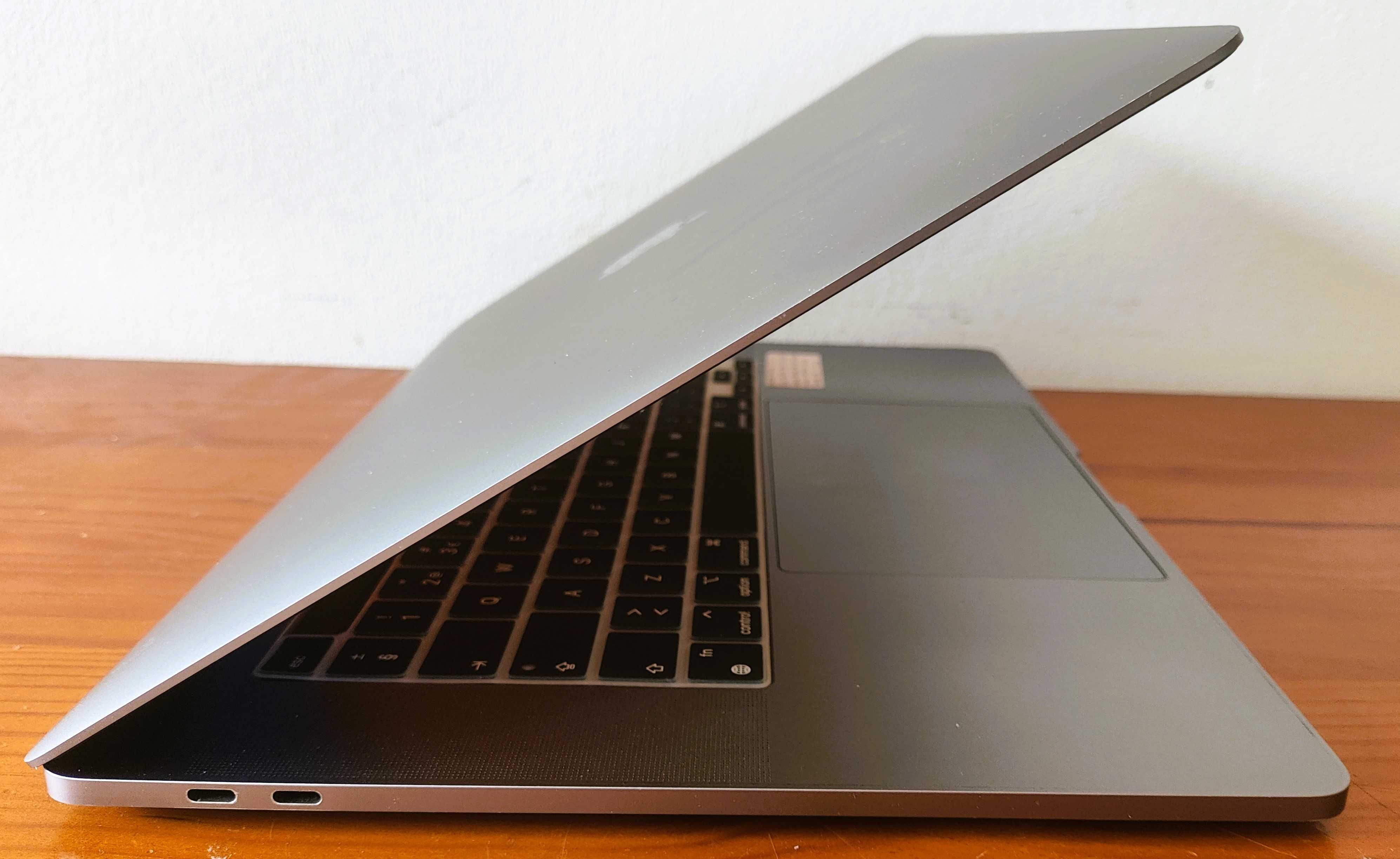 MacBook Pro 15" (A1707) Touch Bar - i7, 16/512GB (2018)
