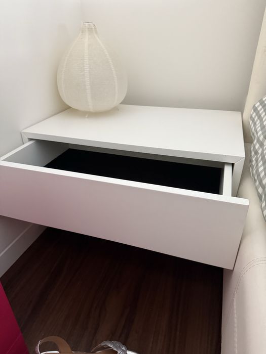 Mesinhas de cabeceira branco lacado