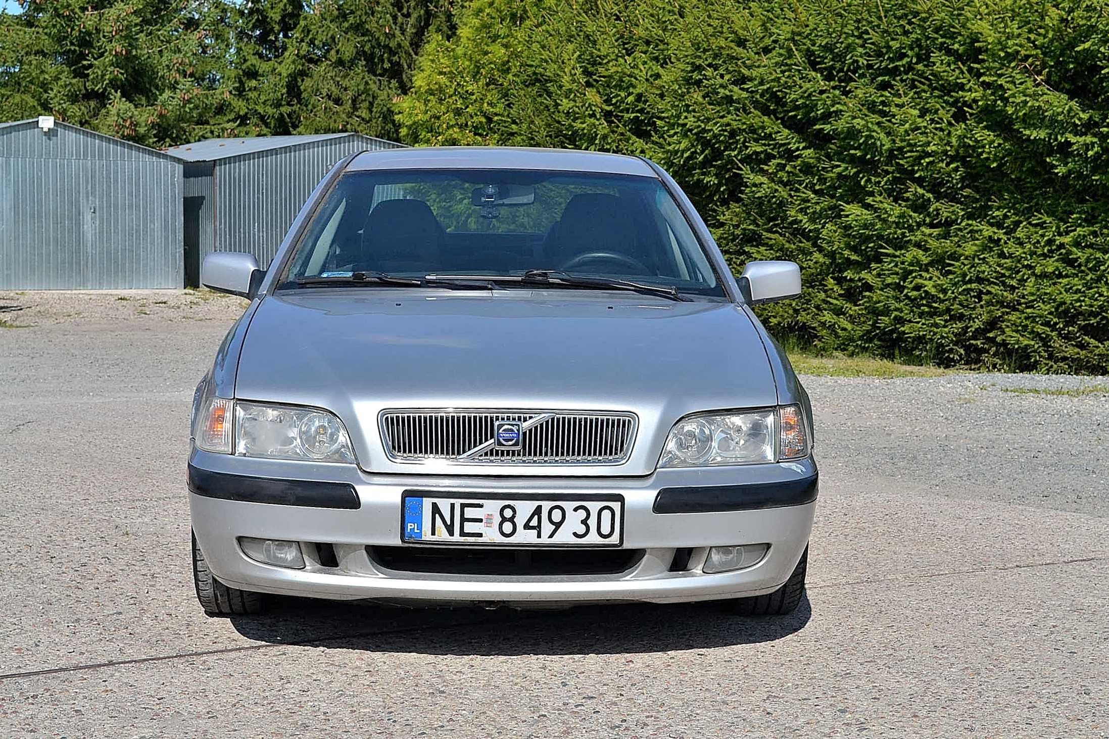 Volvo - S40  1.9 cm Diesel , klimatyzacja , okazja !!