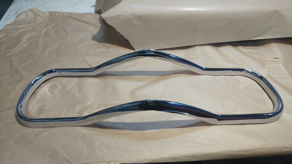 FSO Warszawa M20 nowa atrapa i rozetka