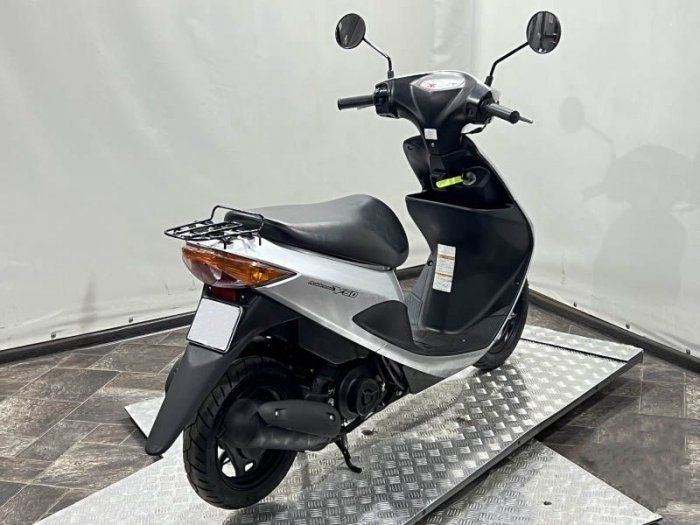 Продам Задний фонарь Suzuki Address V50