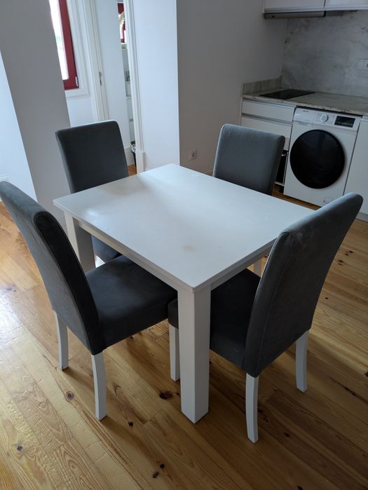 Mesa cozinha + 4 cadeiras