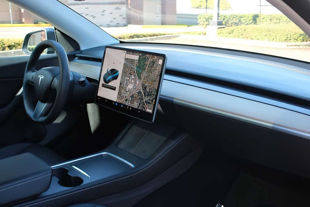 Tesla Model Y Performance      2022