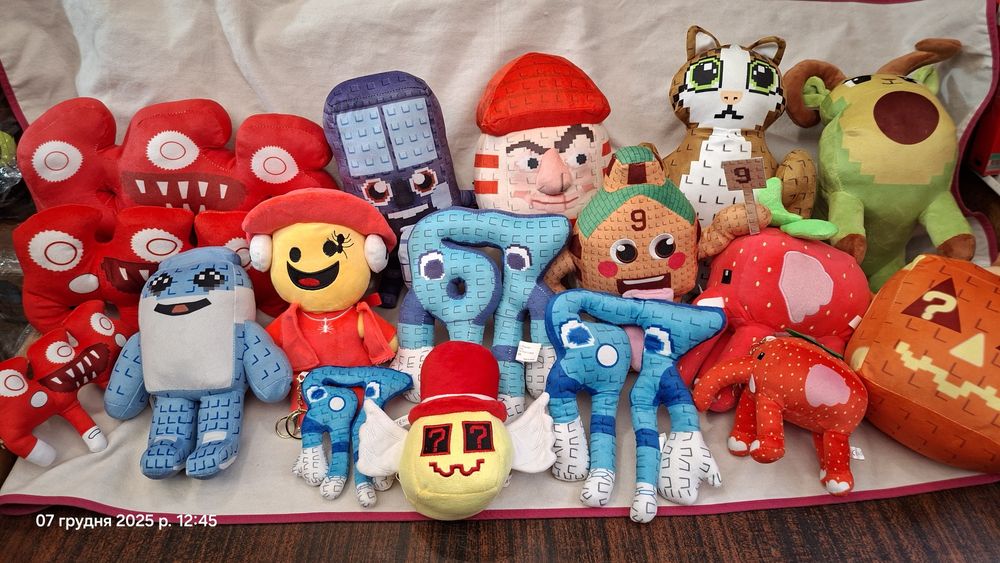 Укради брейнрот steal a brainrot Семі 666 Джандел 67 Слон Мяул лакі