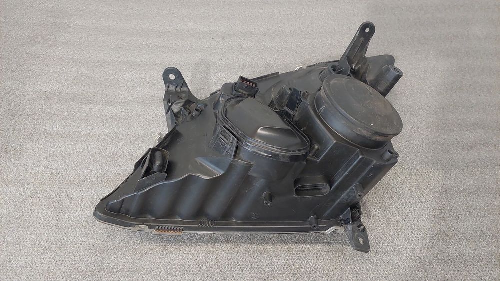 Ótica / farol direita OPEL Vectra C