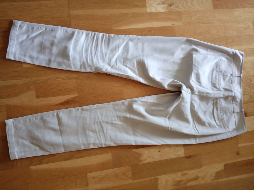 Spodnie rurki białe beżowe cygaretki eleganckie ORSAY r.34