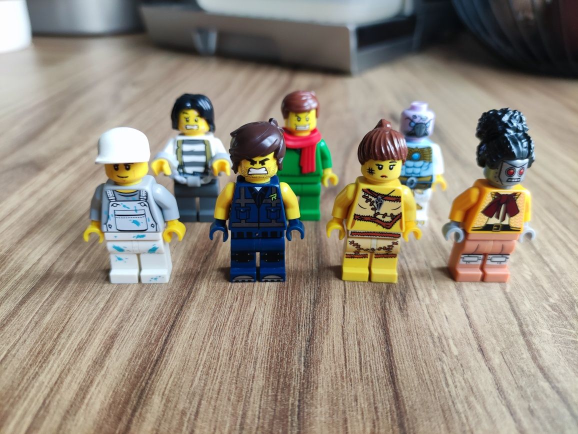 Lego Minifigures zestaw 7 figurek B