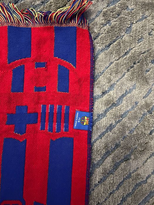 Szalik FC Barcelona Oficjalny