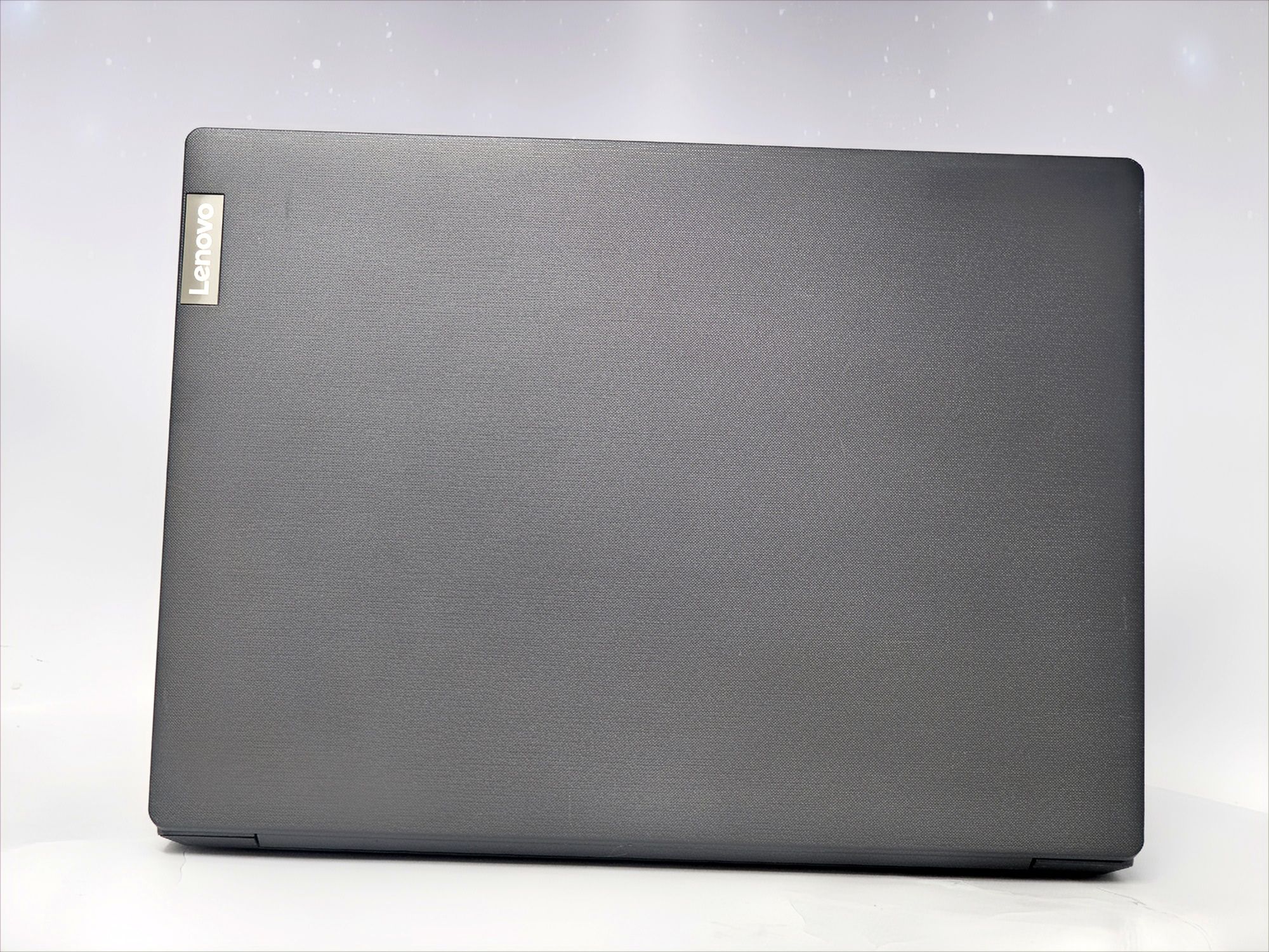 Lenovo v14 i5gen8