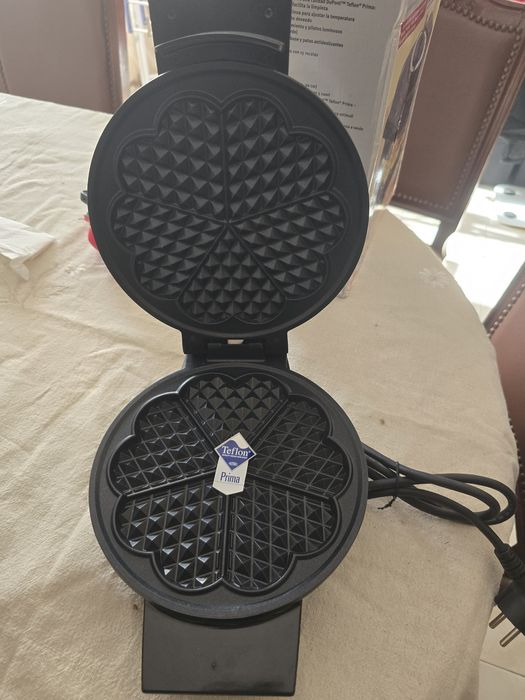 Máquina Waffles nova