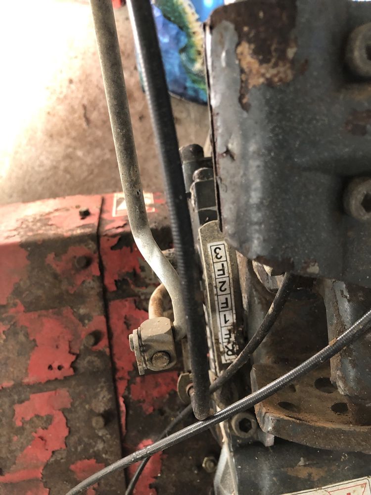 Motoenxada a gasoleo