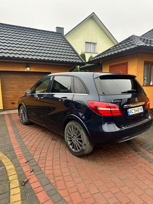 Mercedes Benz  авто