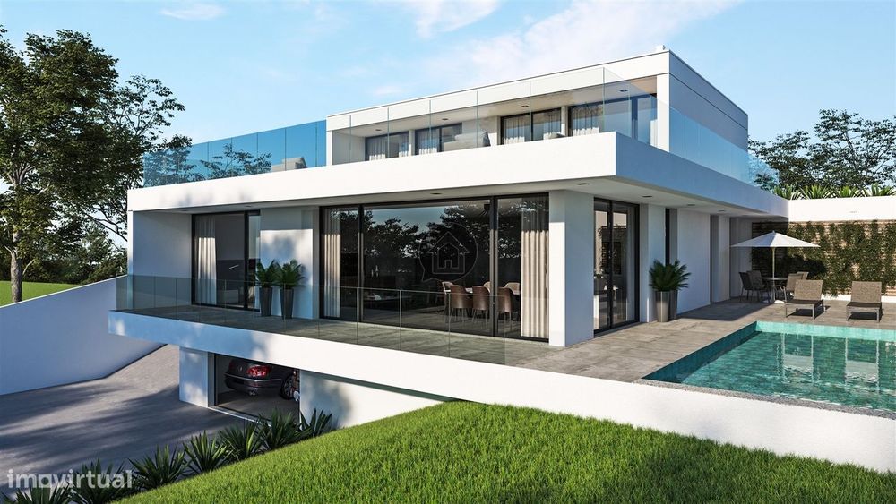 Moradia Moderna Com Vista Na Costa De Prata
