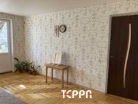 Продаж прекрасної 2-кімнатної квартири з окремими кімнатами