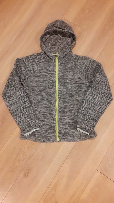 Bluza polarowa, świetna pod kurtkę!