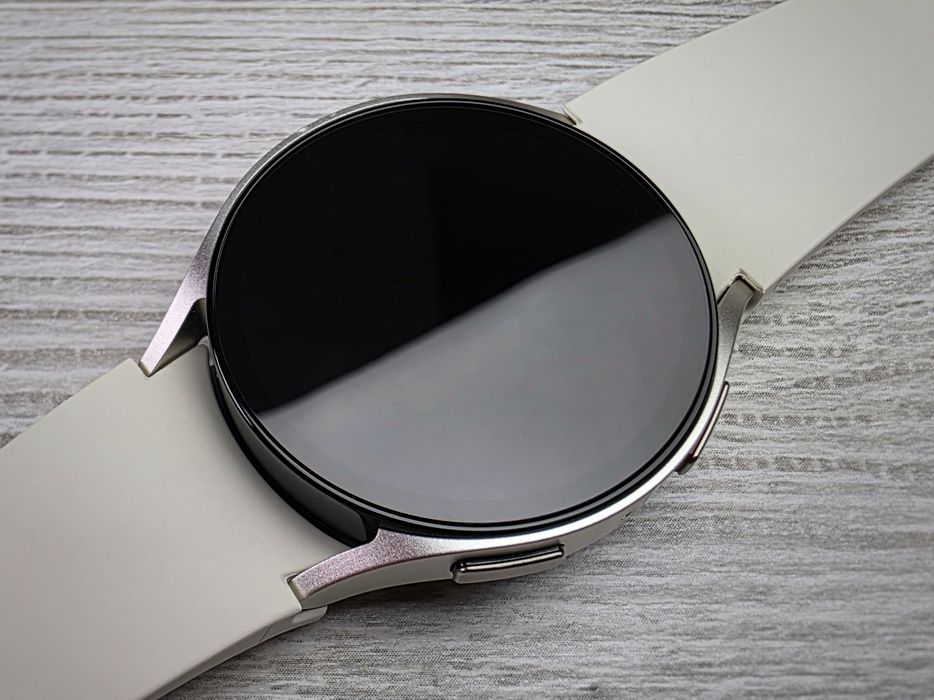 Смарт-годинник Samsung Galaxy Watch6 40mm Gold (SM-R930) • НОВИЙ!