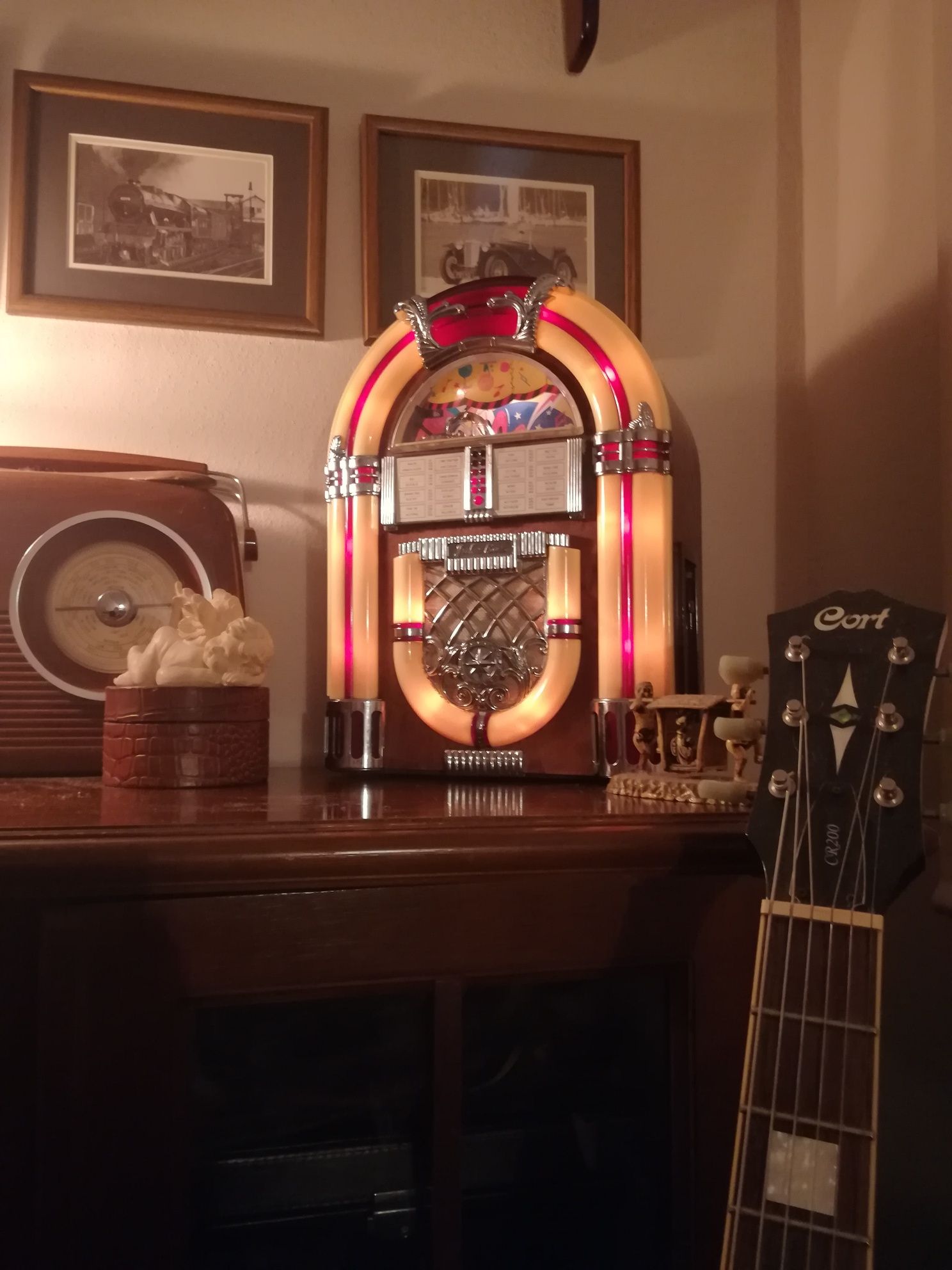 Juke box rádio k7