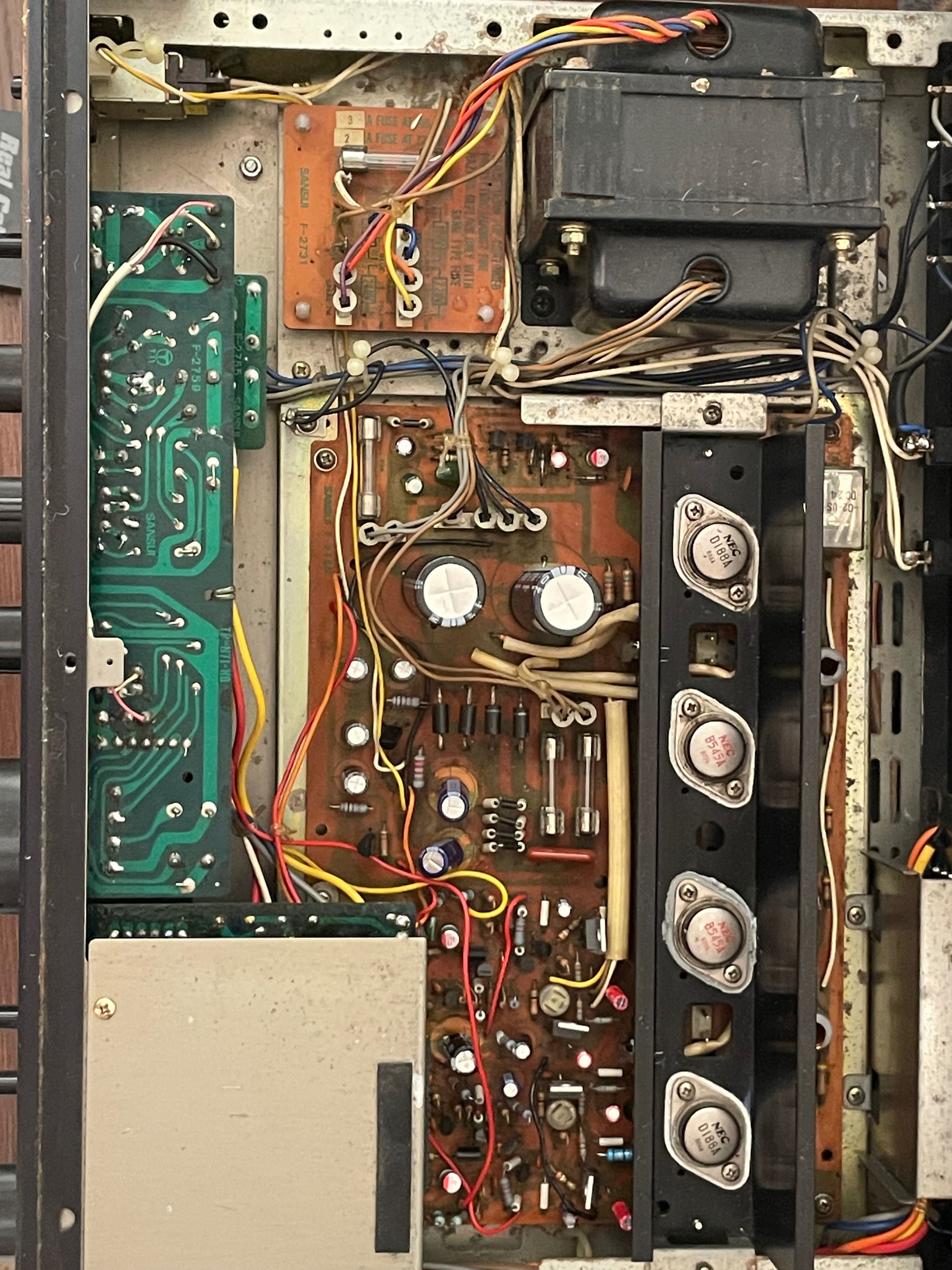 Amplificateur Sansui AU-217