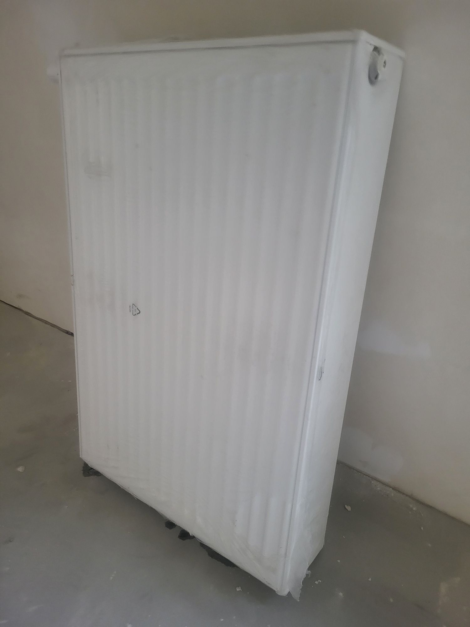 Grzejnik KERMI V33 900X600