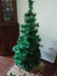 Vendo árvore de Natal imitação de pinheirinho!
