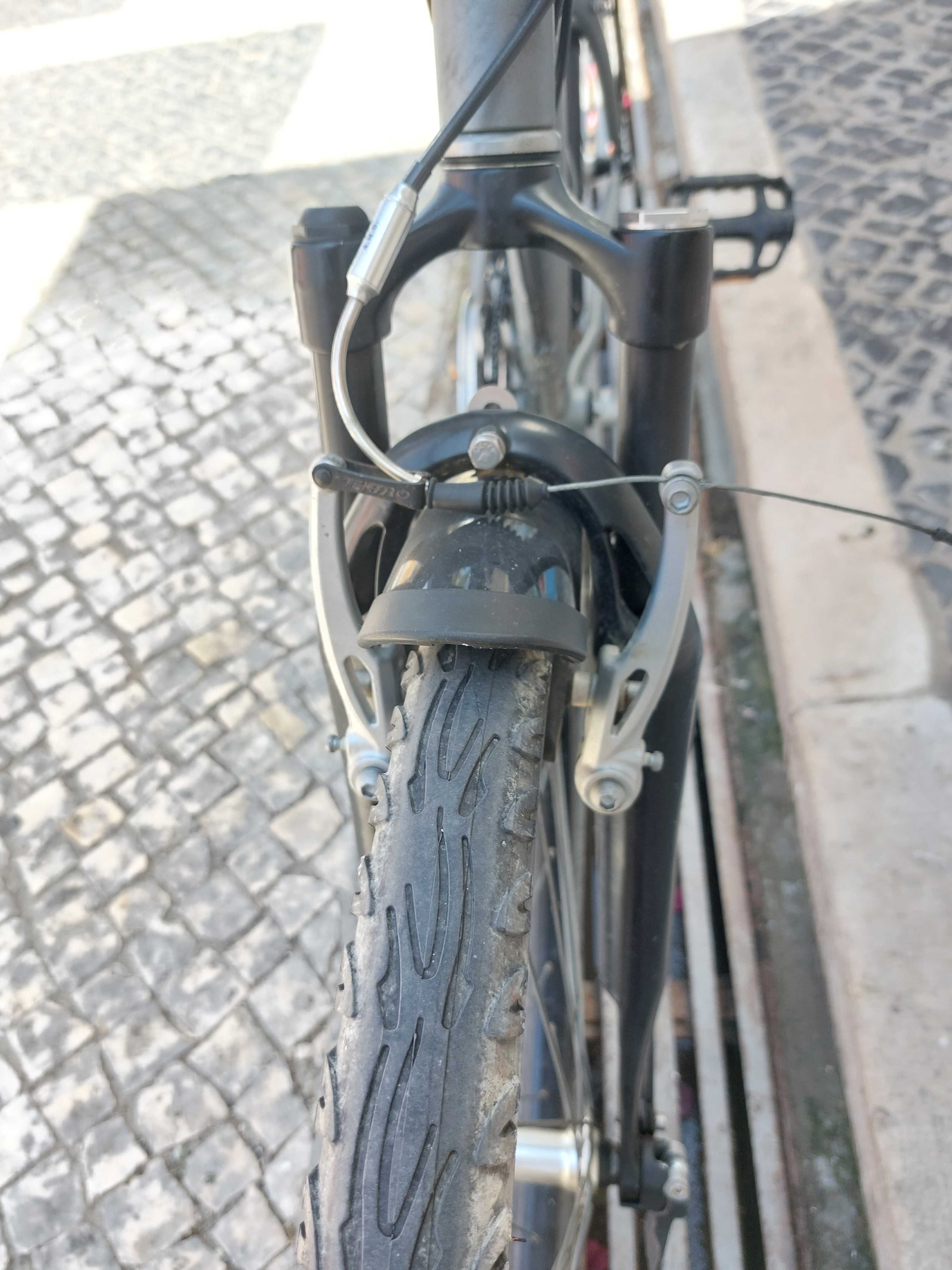 B'Twin Original 500 (hibrida) – 21v  posso vender 1 ou o par