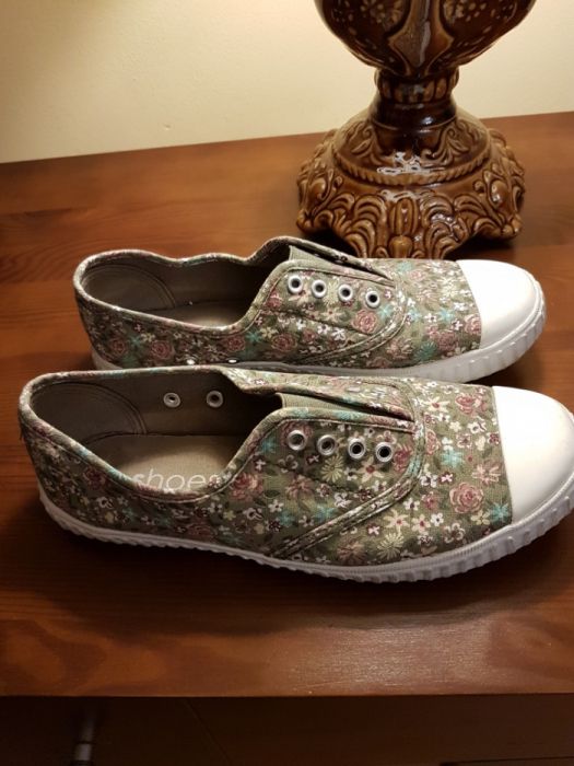 Trampki  KappAhl roz 37