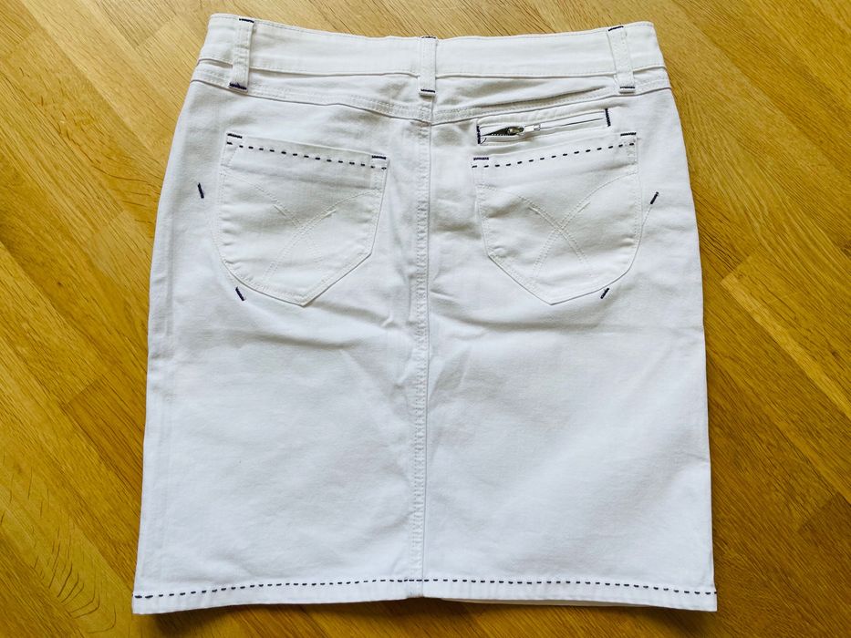 Біла джинсова спідниця orsay р38 (40)