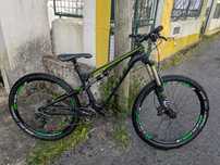Bicicleta enduro Scott Genius 720 carbono Fox / XT / TwinLock