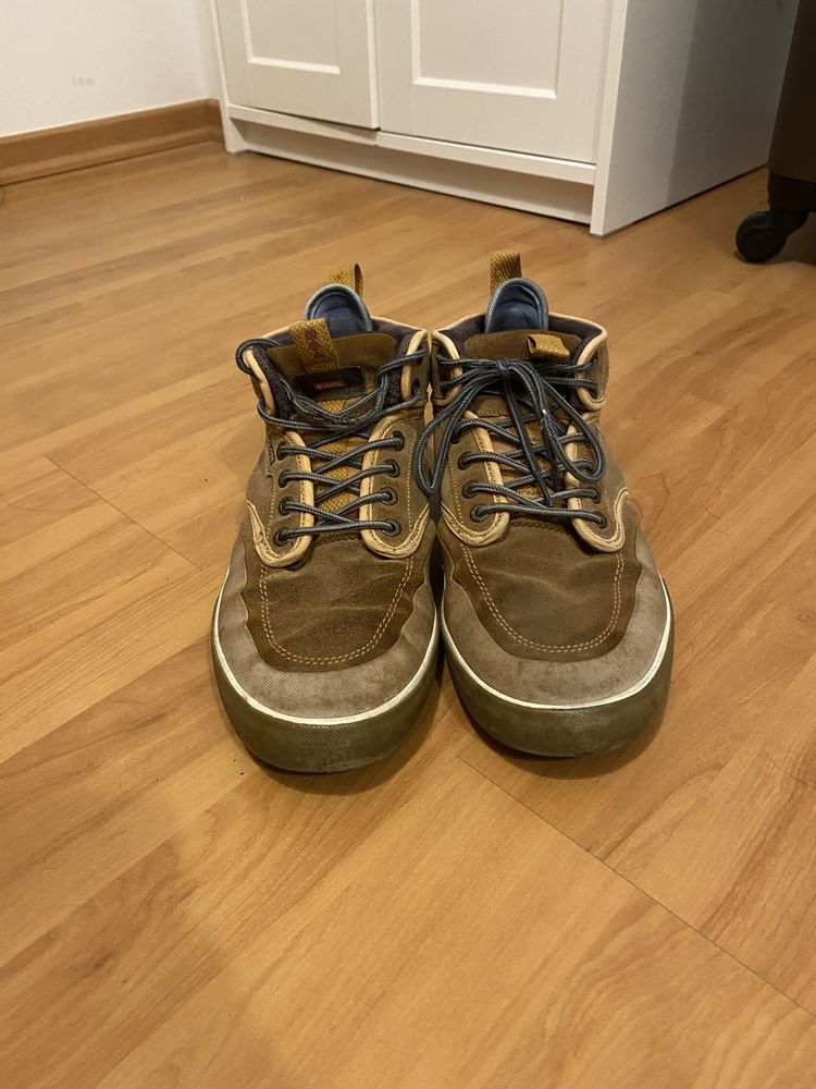 Vendo botas globe nr 44 10 euros