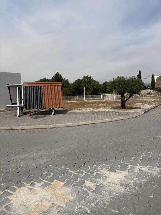 Aluguer de espaco 1000m2