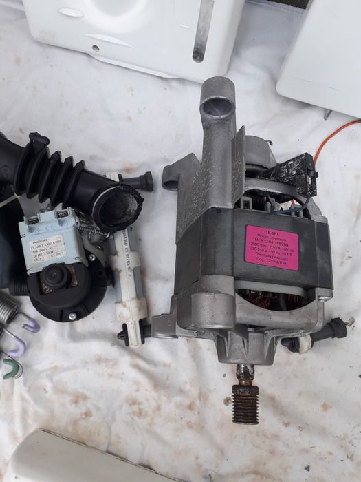 Пральна машина ZANUSSI