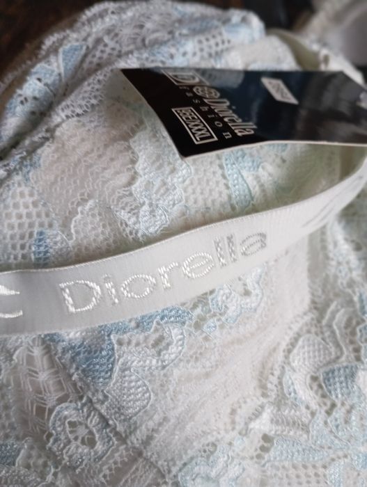 Новий бюстгальтер білий 90D,  95E/XXXL