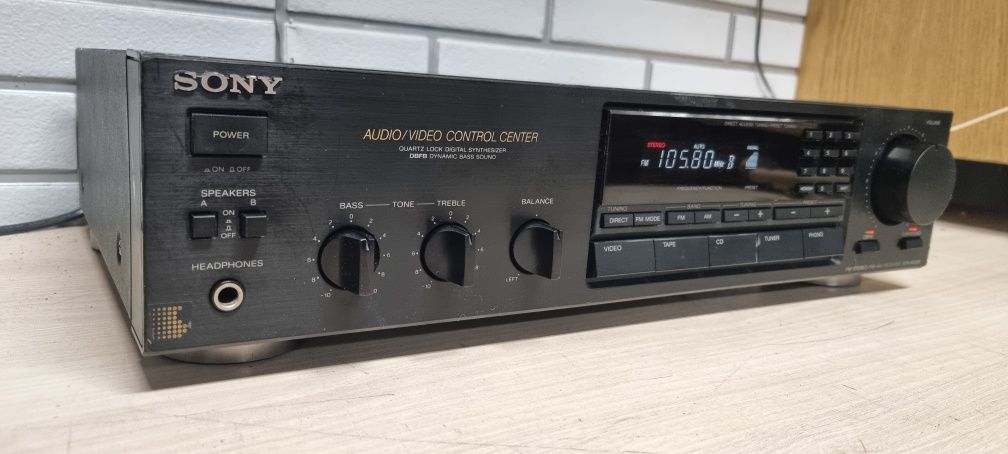 Amplituner stereo SONY STR-AV220.