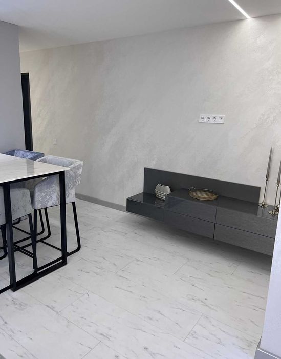 Простора 2 кім. квартири, вул. Липинського.