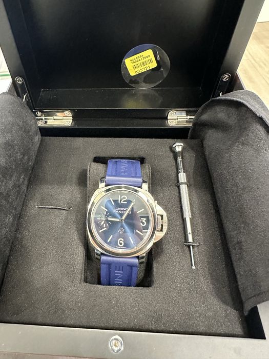 Panerai logo 5 anos garantia