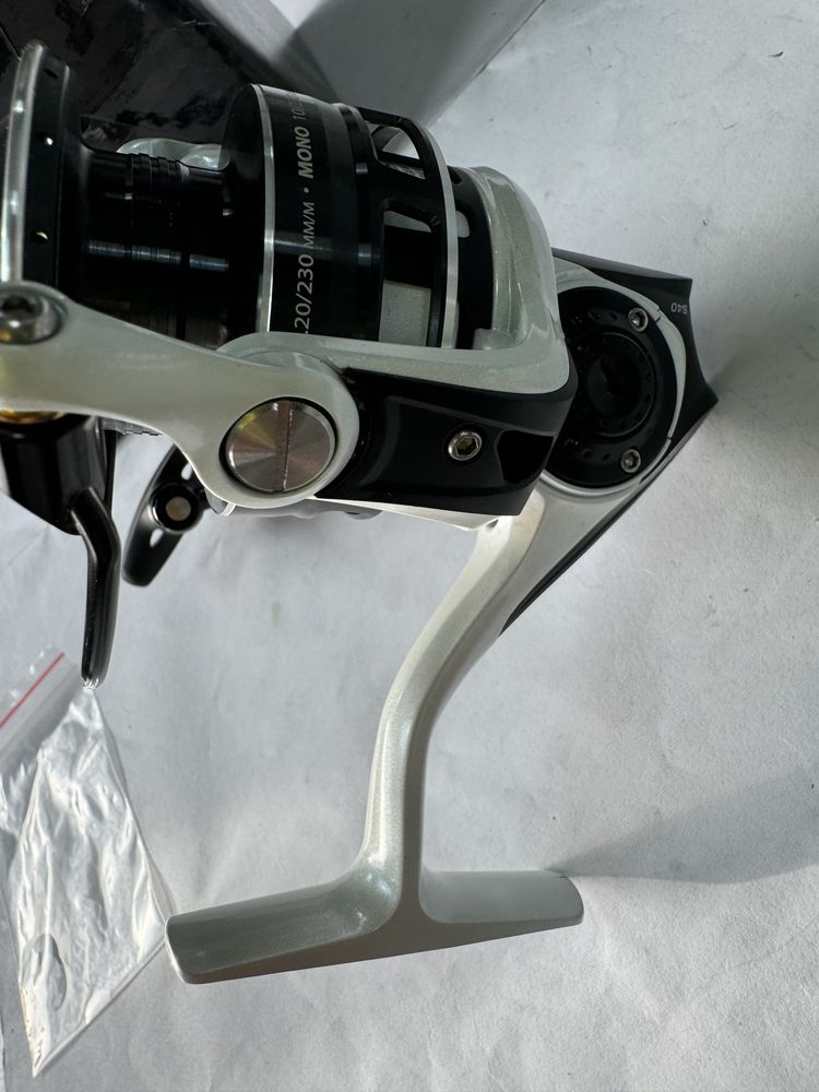 Kolowrotek Abu Garcia REVO2S40