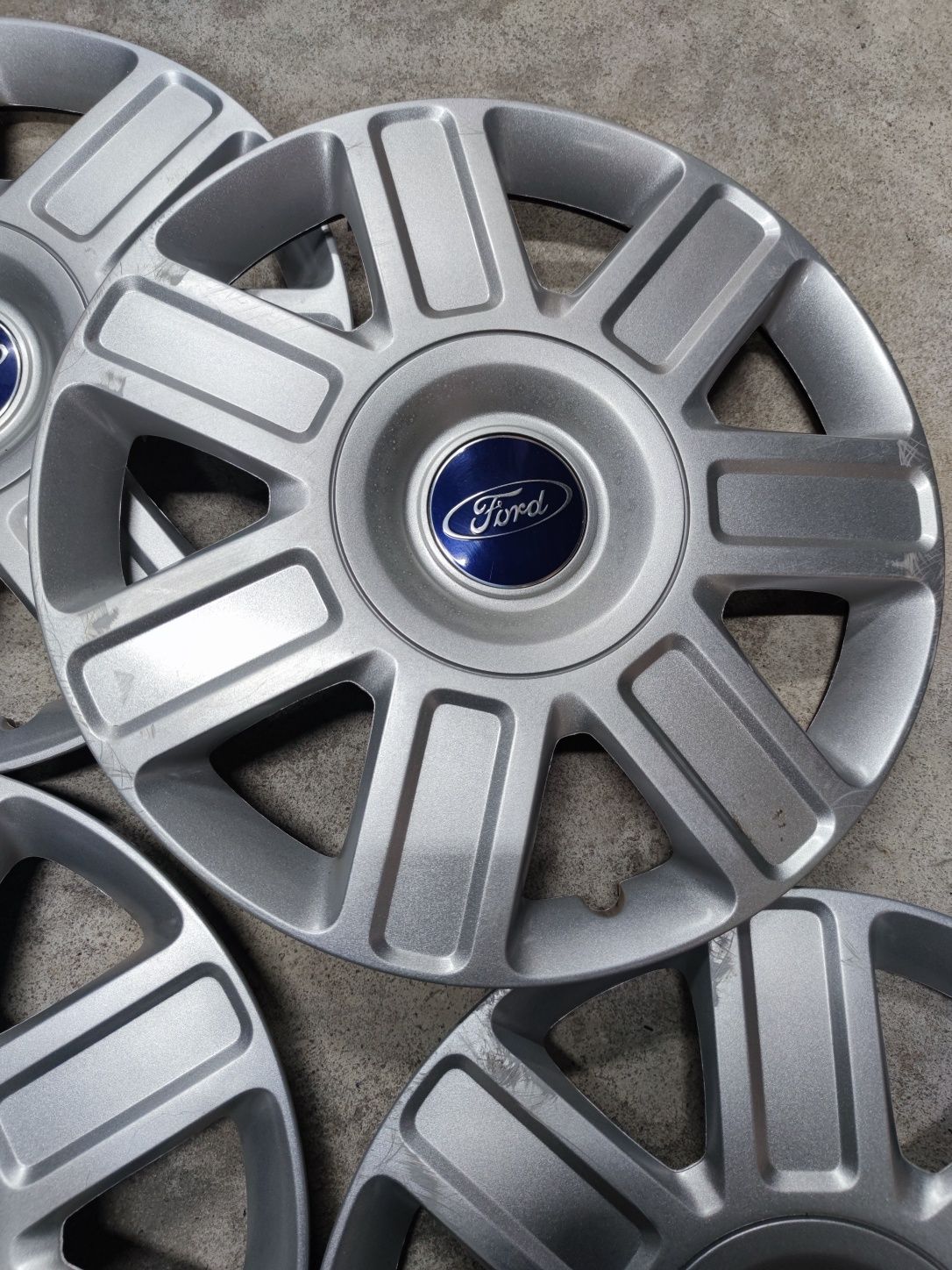 Ковпаки R16 Ford номер 3M51-1000-СС оригінал