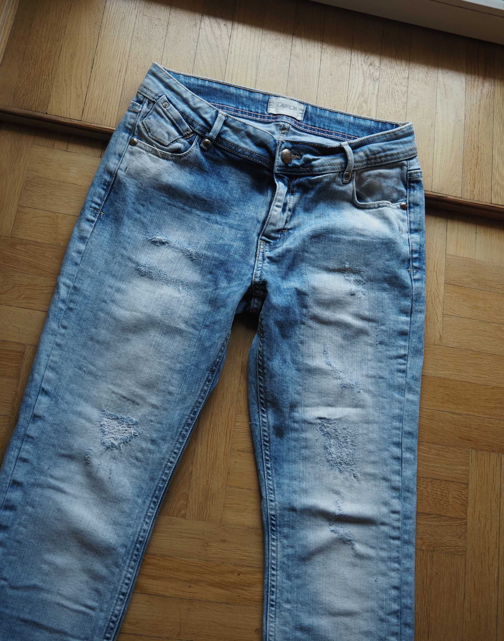 Jasne jeansy z przetarciami Cartoon stan idealny M