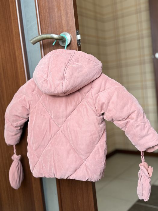 Демісезона куртка George з рукавичками