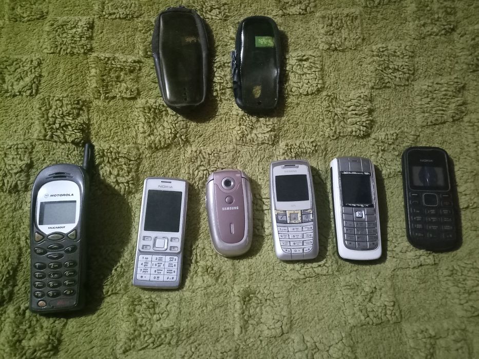Мобильные раритетные и городские телефоны