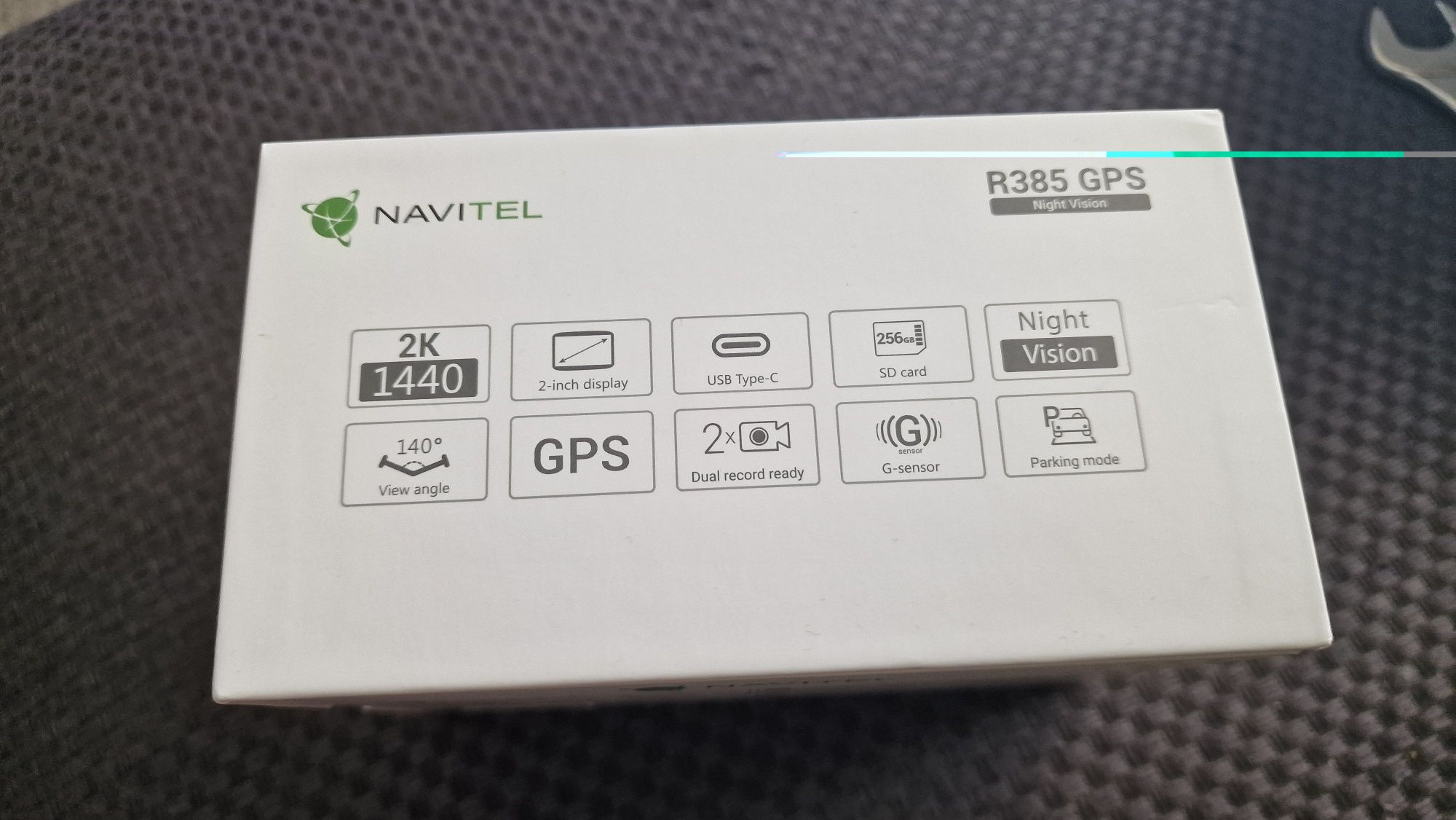 Wideoorejestrator NAVITEL R385 GPS